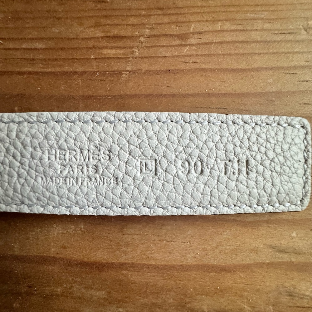 White Leather Belt with Silver H Buckle - Picture 5 of 8